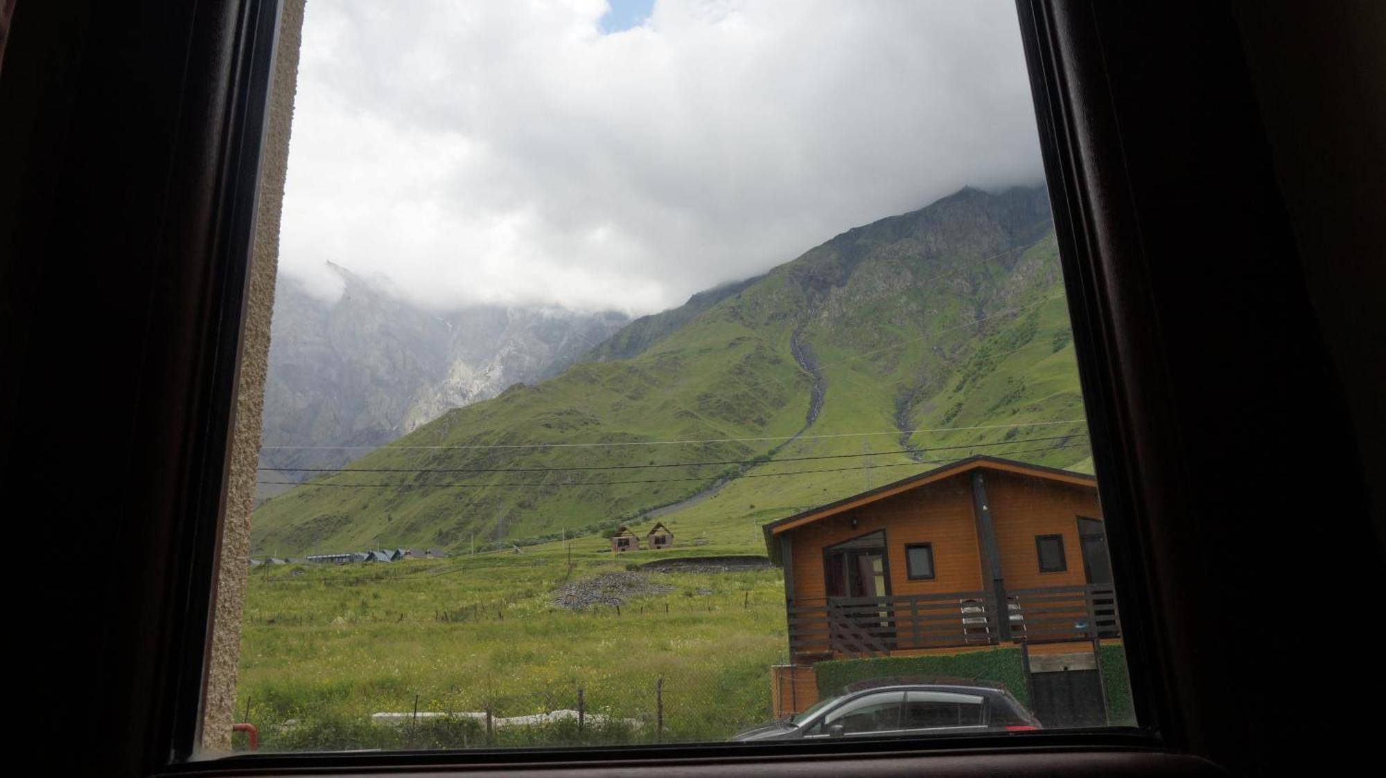 فندق Arte In Kazbegi المظهر الخارجي الصورة