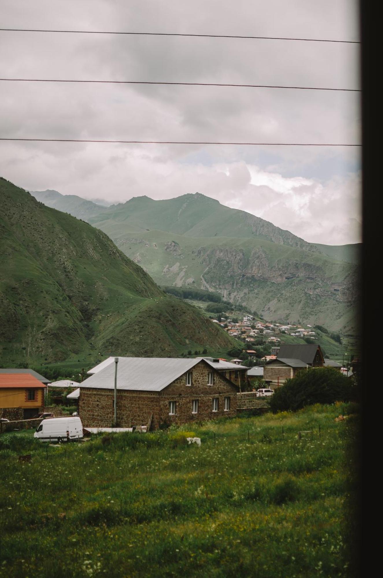 فندق Arte In Kazbegi المظهر الخارجي الصورة