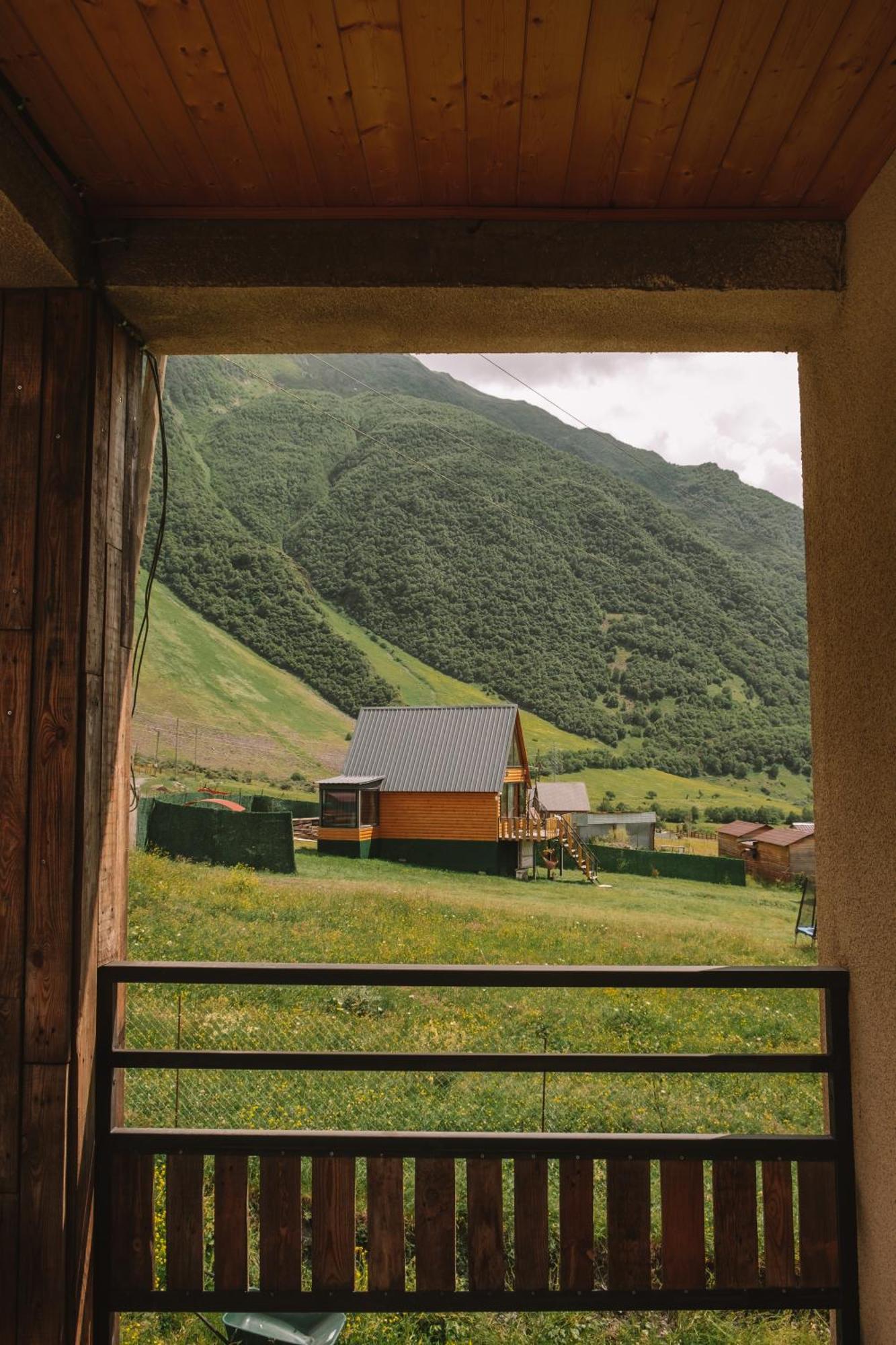 فندق Arte In Kazbegi المظهر الخارجي الصورة