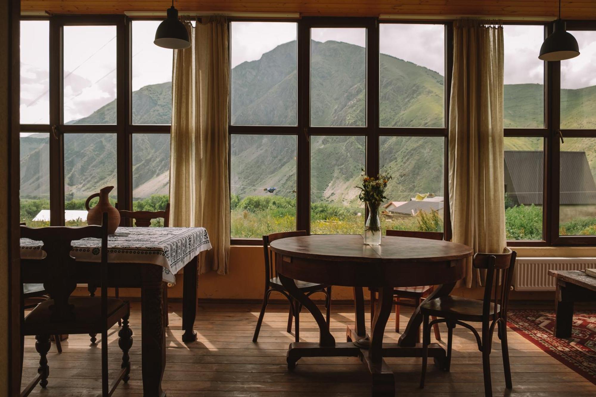 فندق Arte In Kazbegi المظهر الخارجي الصورة